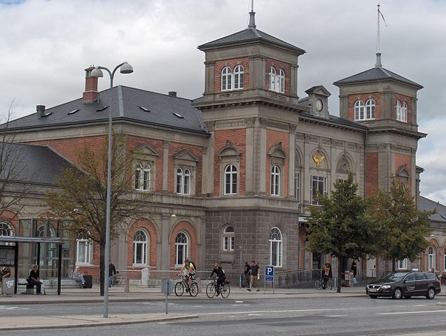 File:Aalborg DSB.JPG