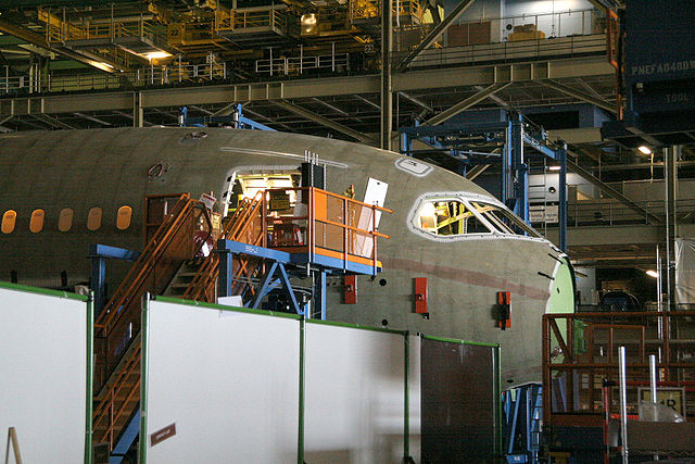 File:Boeing 787 Section 41 final assembly.jpg