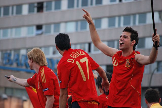 File:Spain Euro 08 celebration 2.jpg