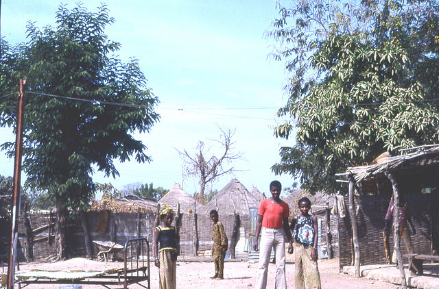File:KedougouVillage.jpg