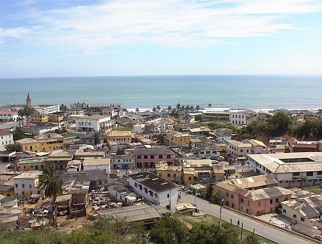 File:Cape Coast downtown.JPG