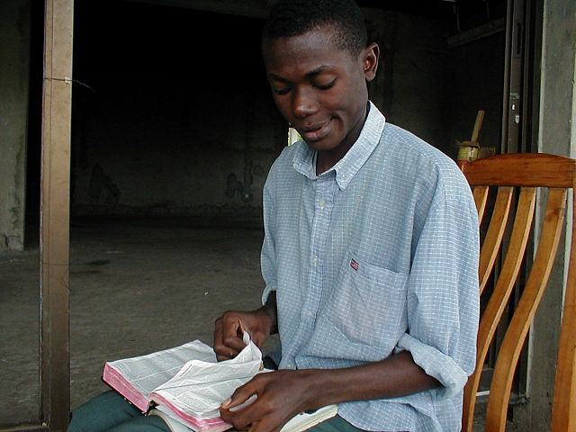 File:Culture of DRC - religion.jpg