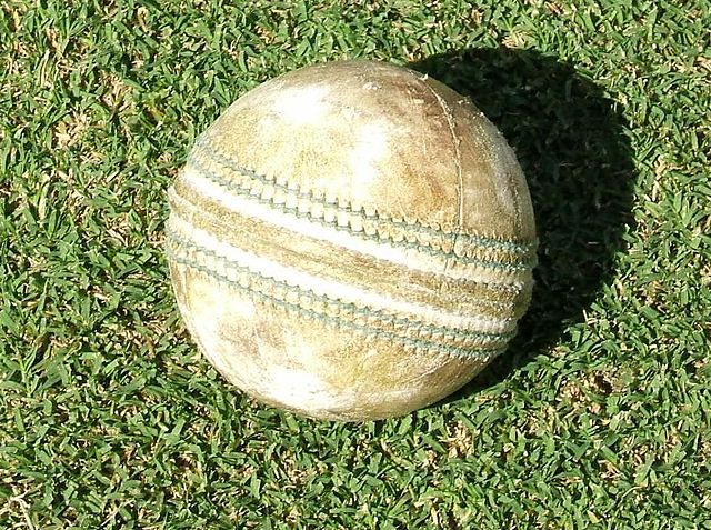 File:White ball 2.JPG
