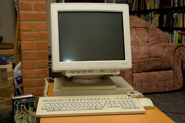 File:Network Computing Devices NCD-88k X terminal.jpg
