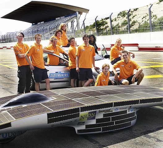 File:Nuna3Team.JPG