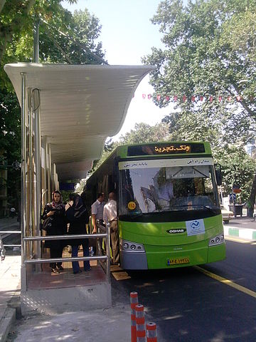 File:BRT in Tehran, Vali Asr.jpg