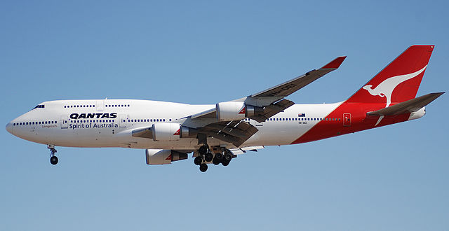 File:Qantas Boeing 747-438ER VH-OEI at LAX.jpg