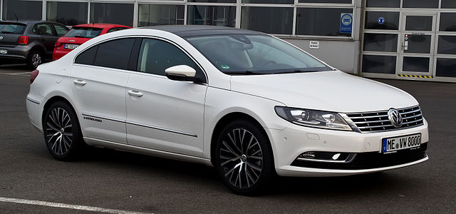 File:VW CC 2.0 TDI BlueMotion Technology (Facelift) &ndash; Frontansicht, 3. April 2012, Velbert.jpg