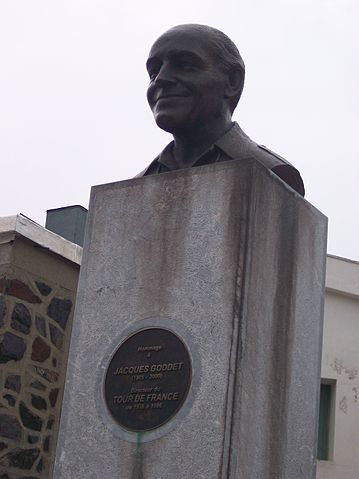 File:Jacques Goddet Memorial.jpg