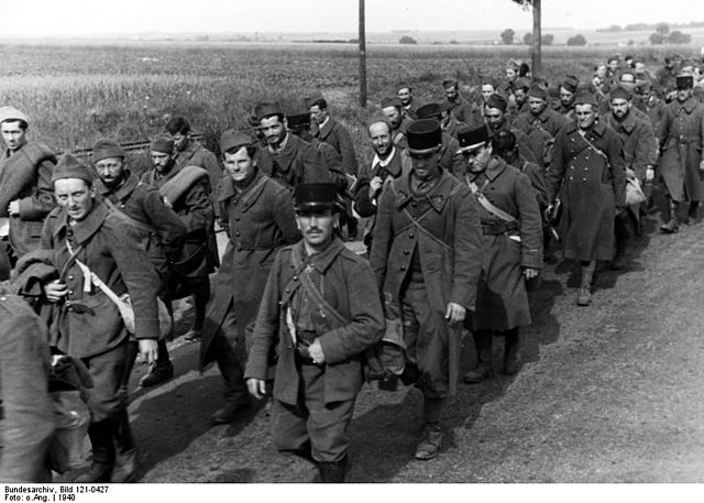 File:Bundesarchiv Bild 121-0427, Französische Kriegsgefangene.jpg
