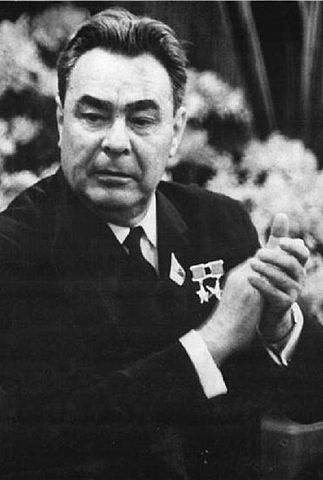 File:Leonid Brežněv (Bundesarchiv).jpg