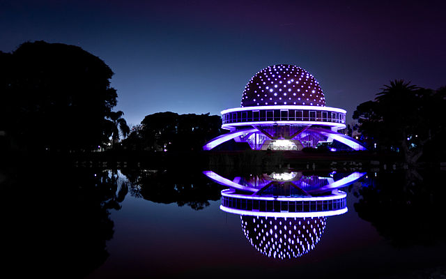 File:Planetario de la Ciudad de Buenos Aires.jpg
