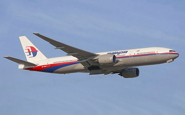 File:Malaysia Airlines Boeing 777-2H6ER Wedelstaedt.jpg