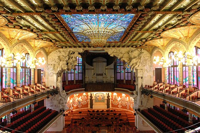 File:Palau de la Música - Interior general (2).JPG