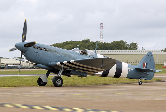 File:Spitfire mk11 pl965 arp.jpg