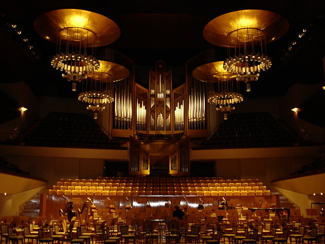 File:Auditorio Nacional de M&uacute;sica (Madrid) 01.jpg