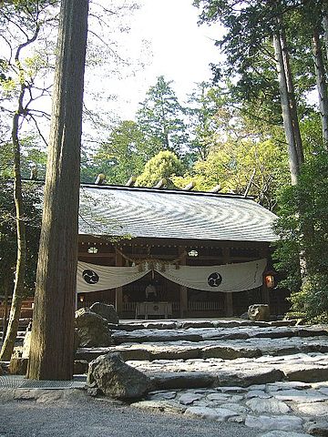 File:Tsubaki-shrine.jpg