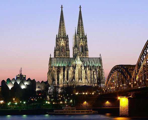 File:Kdom.jpg