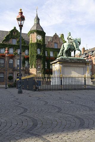 File:DusseldorfGermany.jpg