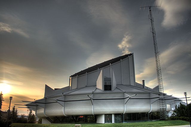 File:Space-and-Science-Centre-Edmonton-Alberta.jpg