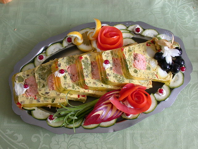 File:Terrine de saumon au basilic.JPG