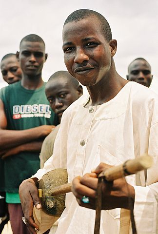 File:Hausa harpist.jpg