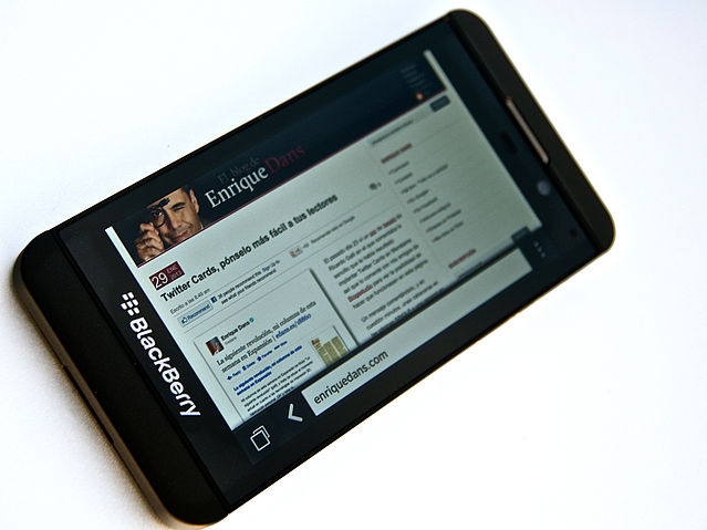 File:BlackBerry Z10.jpg