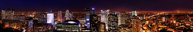File:Panorama La Défense.jpg
