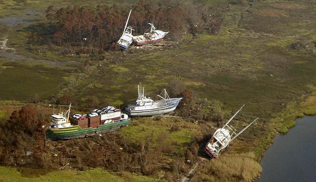 File:Katrina Bayou La Batre 2005 boats ashore.jpg