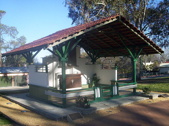 File:Changi chapel at duntroon.jpg