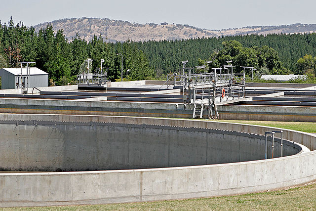File:Wonga wetlands sewage plant.jpg