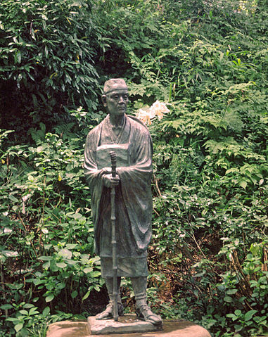 File:MatsuoBashoChusonji.jpg