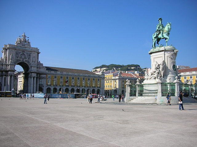 File:Terreirodopaço.jpg