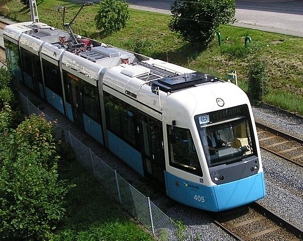 File:M32tram.jpg