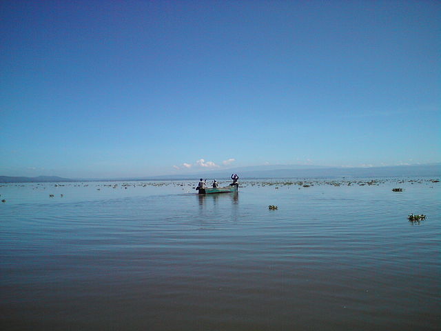 File:Lake Naivasha Fishermen.jpg