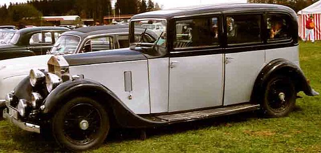 File:Rolls-Royce Limousine.jpg