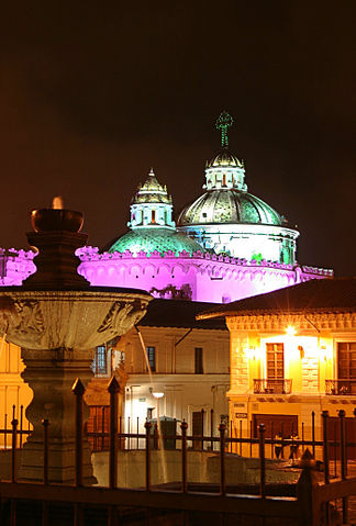 File:Quito Centro Histórico.JPG